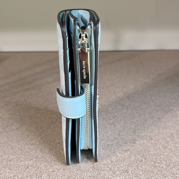 NWT Kate Spade Spade Flower PVC Wallet (Blue Glow) - Picture 3 of 9